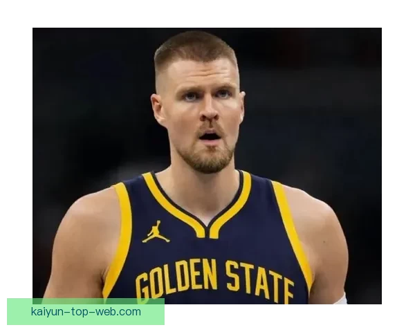 科尔：波尔津吉斯伤退后球队士气受损 失控局面难以扭转