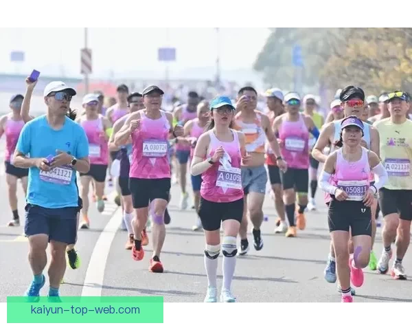 春日畅跑激情绽放 太湖9号公路赛与长兴马拉松热力开跑